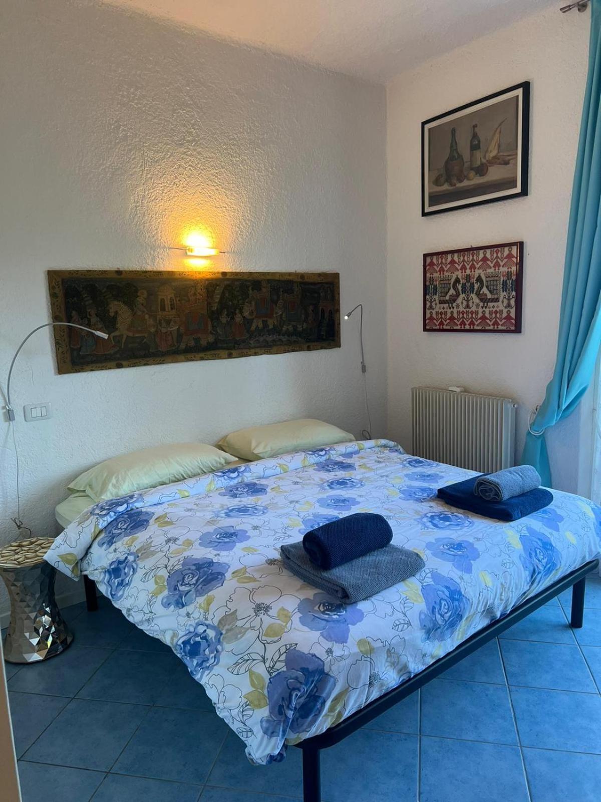 Emma'S House Apartment Lierna Bagian luar foto